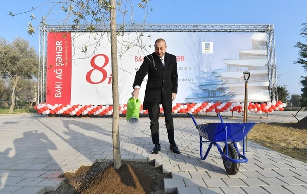 İlham Əliyev və Mehriban Əliyeva Ağ Şəhərdə - FOTO (YENİLƏNİB)