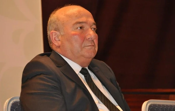 İcra başçısı şöbə müdirlərini işdən çıxardı