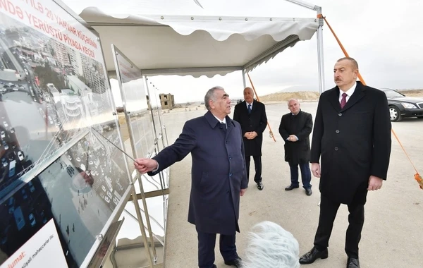 Prezident Bakı-Quba-Rusiya ilə dövlət sərhədi yeni avtomobil yolunun tikintisi ilə tanış olub - FOTO