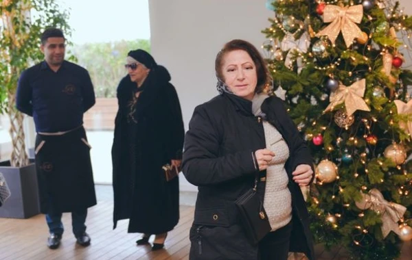 Bakıda qocalar evinin sakinləri üçün Yeni il süfrəsi açıldı - FOTO