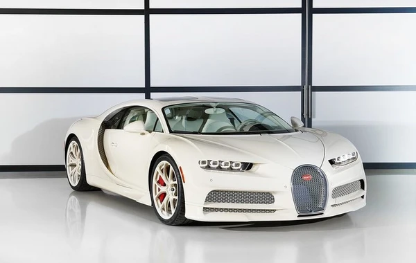 Bugatti впервые отделала салон своего автомобиля кашемиром - ФОТО