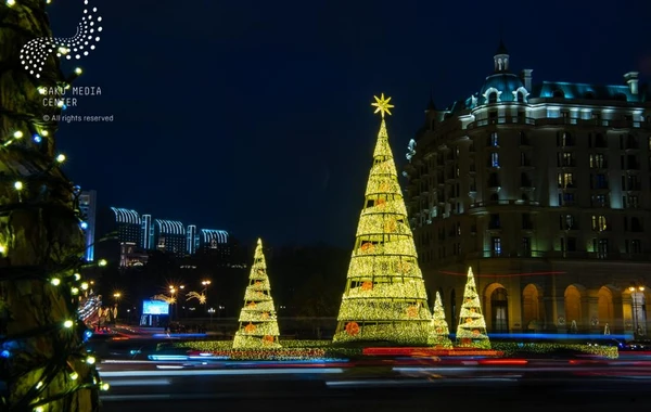 Baku Media Center подготовил специальный видеоролик о готовящемся к Новому году Баку