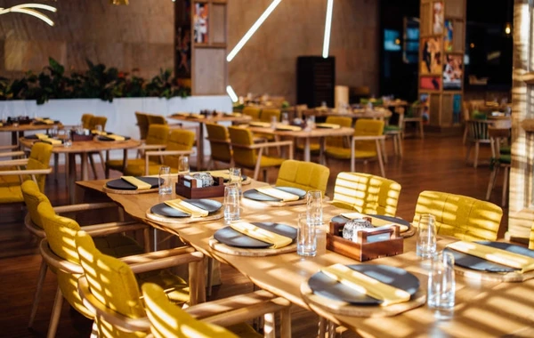 Bakıda zəhərli içkidən ölənlərlə bağlı bu restoranlar bağlandı