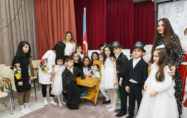 Mehriban Əliyeva Uşaq Psixonevroloji Mərkəzində yaradılan şəraitlə tanış olub - FOTO