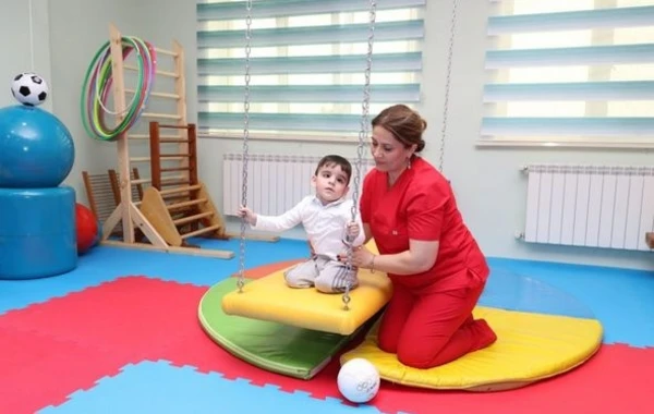 Мехрибан Алиева в Детском психоневрологическом центре - ФОТО