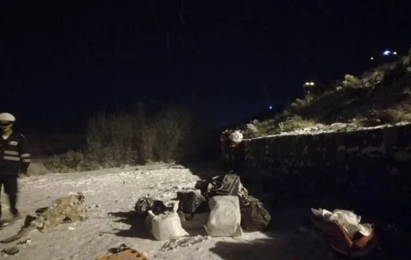 Təbrizə gedən avtobus qəzaya uğradı: doqquz ölü, onlarla yaralı - FOTO