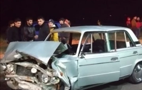 Ağstafada “Mercedes” 4 avtomobilə çırpıldı - 10-dan çox yaralı var - FOTO