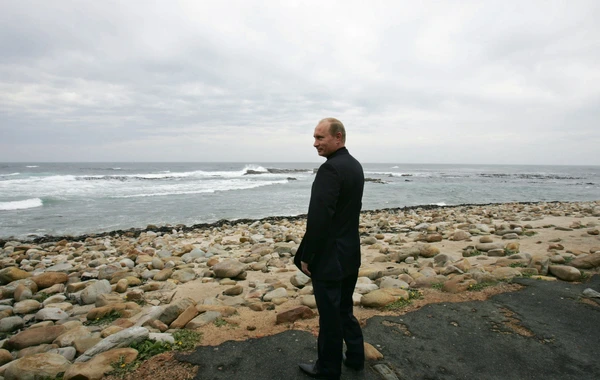 Опубликована новая серия редких ФОТО Путина