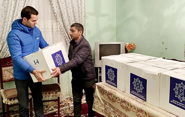 Фонд Гейдара Алиева обеспечил лекарствами детей, больных буллёзным эпидермолизом - ФОТО