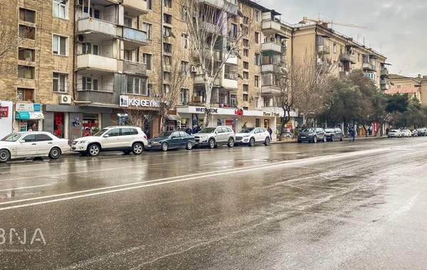 Вниманию бакинских водителей! Не платите за парковку в этих местах - ФОТО
