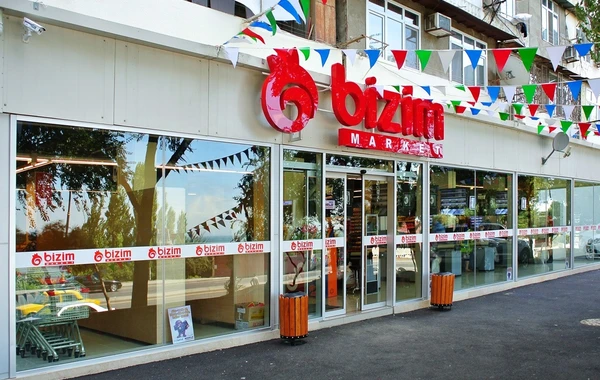 AQTA “Bizim market”də 12 ton saxta kərə yağı aşkarladı - FOTO