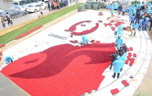 “Şəhidlər Xiyabanı”nda 20 Yanvar faciəsinin ildönümü ilə bağlı hazırlıq işləri aparılır - FOTO