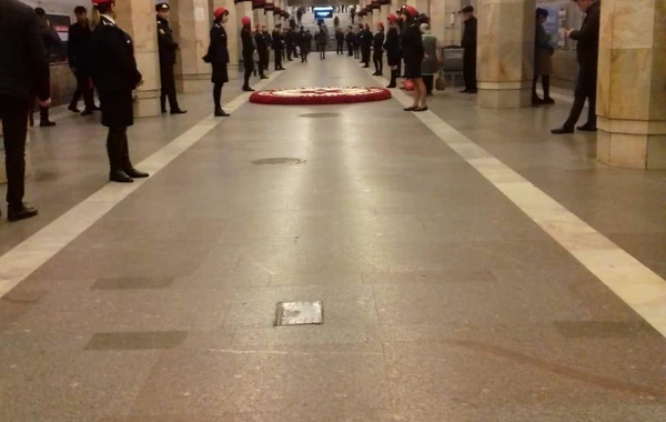 В Азербайджане память шехидов почтена минутой молчания - ФОТО