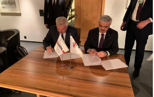 SOCAR и LUKoil подписали меморандум о сотрудничестве