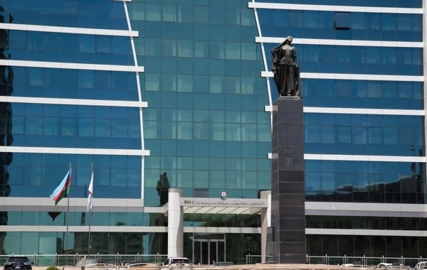 20 Yanvar şəhidlərinin ailələri narazılıq etdi, nazirlik cavab verdi