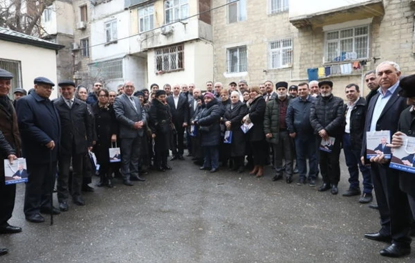 Избиратели поддерживают Ульви Гулиева: Он всегда рядом с нами