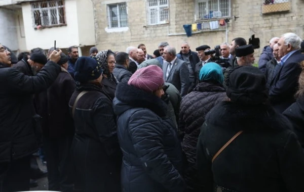 Избиратели поддерживают Ульви Гулиева: Он всегда рядом с нами