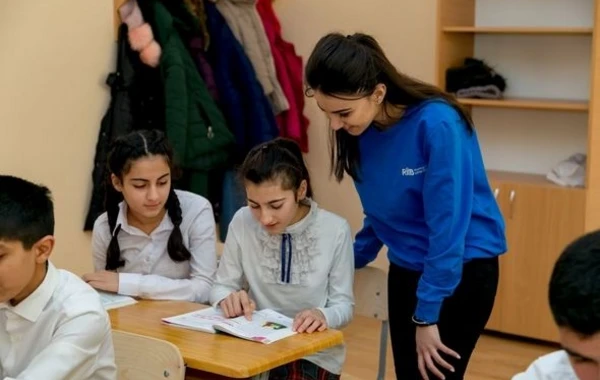 По инициативе Фонда Гейдара Алиева в Сальяне построено новое школьное здание - ФОТО