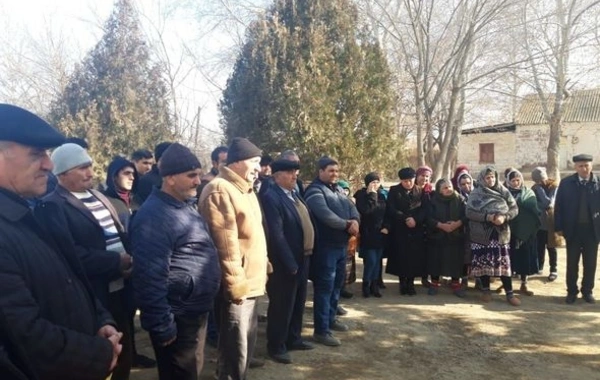 Низами Сафаров проводит встречи с избирателями - ФОТО