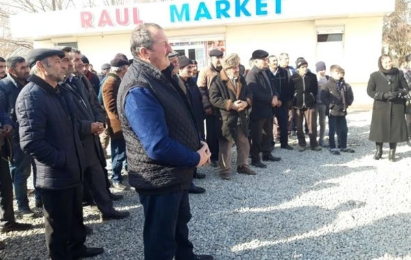 Низами Сафаров продолжает встречи с избирателями - ФОТО