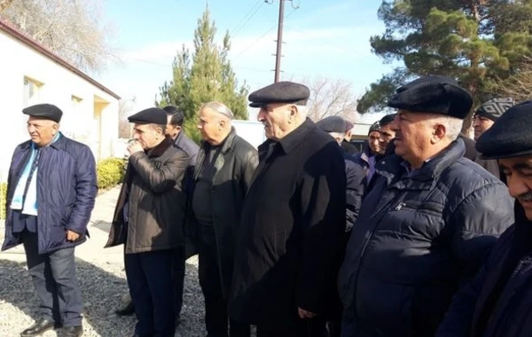 Низами Сафаров продолжает встречи с избирателями - ФОТО