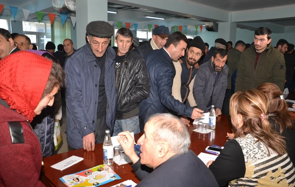 İş axtaranlar üçün YENİ SEÇİMLƏR – FOTO