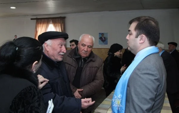 Эмин Гаджиев встретился с избирателями - ФОТО