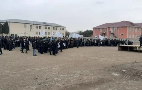 Низами Сафаров провел еще одну встречу с избирателями - ФОТО