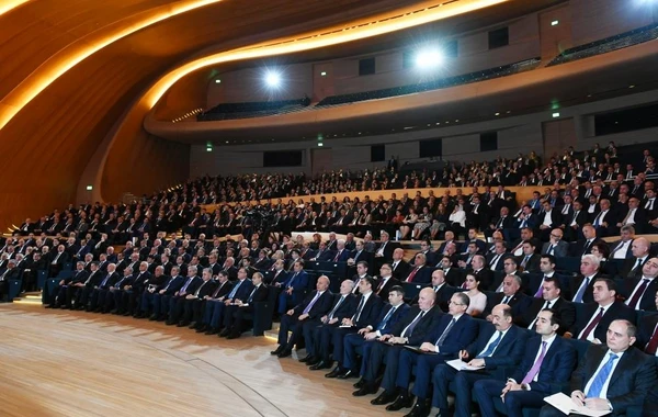 В Баку при участии Ильхама Алиева прошла конференция - ВИДЕО, ОБНОВЛЕНО