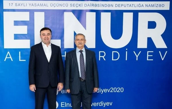 Elnur Allahverdiyev vətəndaşlarla bir arada - FOTO