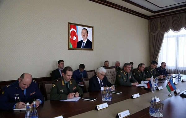 Gerasimov Nəcməddin Sadıkovla nəyi müzakirə edib? - VİDEO