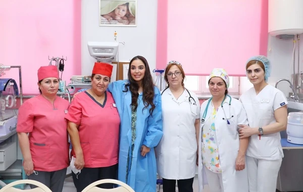 Leyla Əliyeva 3 nömrəli Şəhər Klinik Xəstəxanasının doğum şöbəsində olub - FOTO