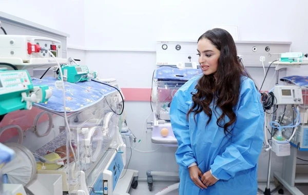 Leyla Əliyeva 3 nömrəli Şəhər Klinik Xəstəxanasının doğum şöbəsində olub - FOTO