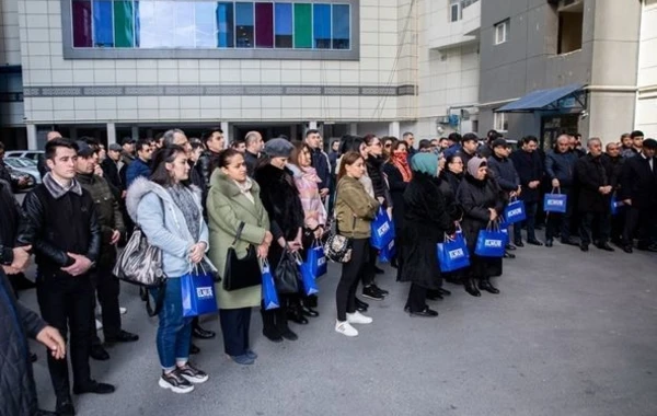 Эльнур Аллахвердиев продолжает проводить встречи с избирателями - ФОТО