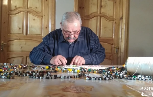 Tovuz sakini düzəltdiyi təsbehlə “Ginnesin rekordlar kitabı”na düşmək istəyir - VİDEO