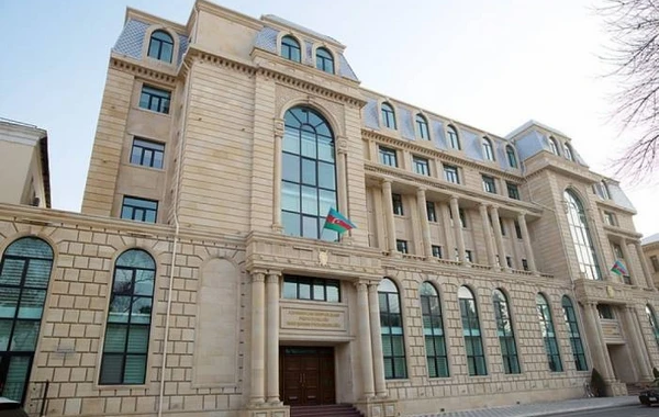 Seçki məntəqəsində ölən vəkillə bağlı Baş Prokurorluqdan - Rəsmi açıqlama