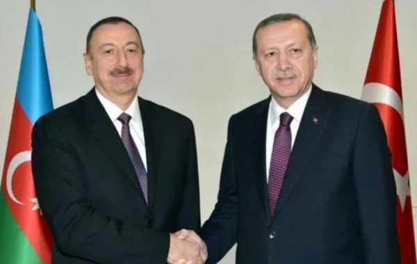 Ərdoğan İlham Əliyevi təbrik etdi