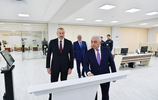 Ильхам Алиев на открытии подстанции "Дюбенди" - ФОТО