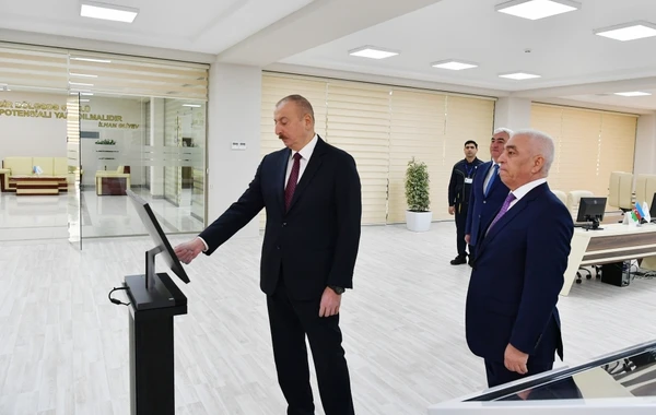 Ильхам Алиев на открытии подстанции "Дюбенди" - ФОТО