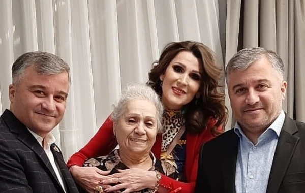 Xəstəxanaya yerləşdirilən Xalq artistindən xəbər var - FOTO