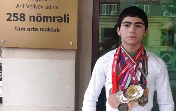 Üç erməni idmançını məğlub edən Bakı məktəblisi - FOTO