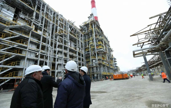 Названа дата завершения строительства новой установки на заводе SOCAR - ФОТО