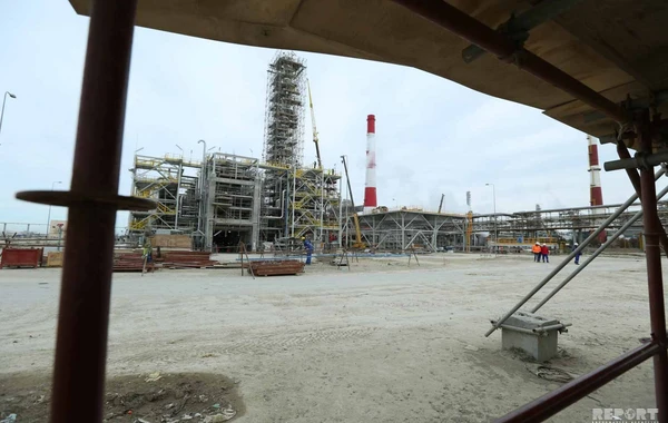 Названа дата завершения строительства новой установки на заводе SOCAR - ФОТО