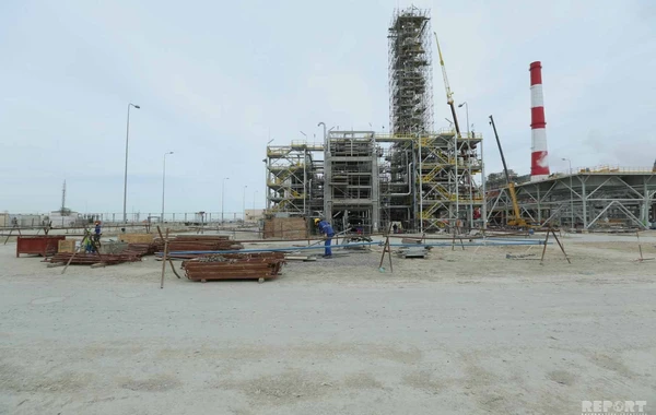 Названа дата завершения строительства новой установки на заводе SOCAR - ФОТО
