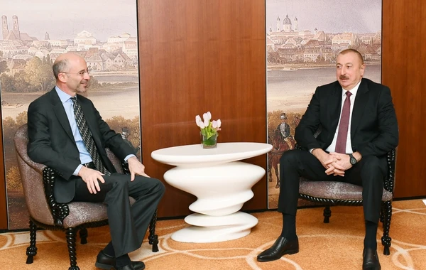 İlham Əliyev Robert Malleylə görüşüb - FOTO (YENİLƏNİB)