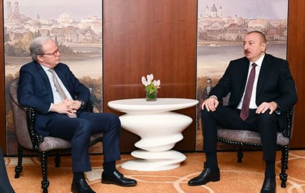 Состоялась встреча Президента Азербайджана с исполнительным директором Всемирного банка - ФОТО