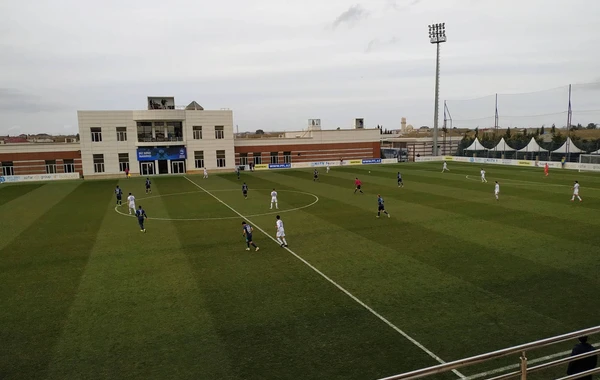 "Qarabağ" "Zirə"ni darmadağın etdi