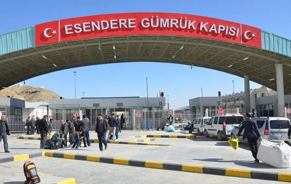 Daha bir ölkə koronavirusa görə İranla sərhədini bağladı