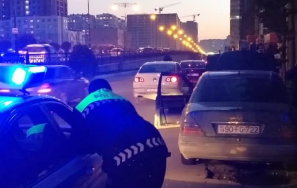 SON DƏQİQƏ: Ziya Bünyadov prospektində qəza - Yol bağlandı - FOTO