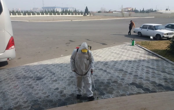Gəncə Beynəlxalq Avtovağzalında dezinfeksiya tədbirləri aparılır - FOTO